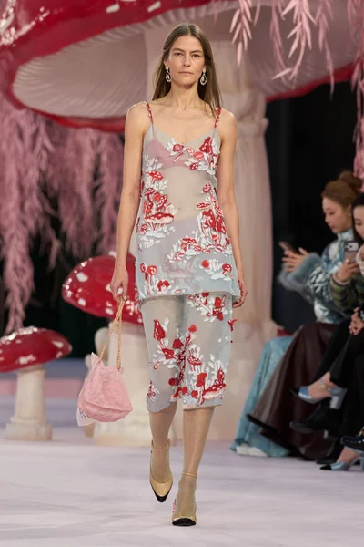 Look 6